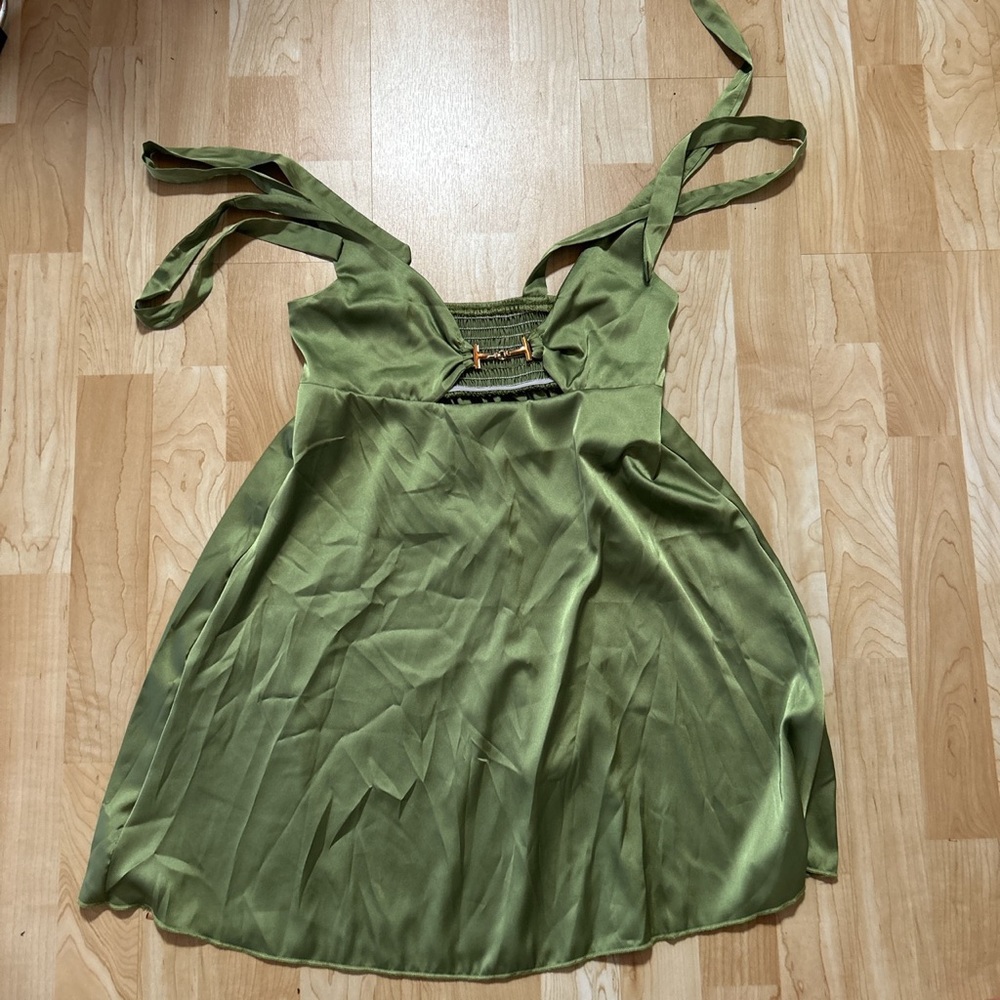 Green Amazon dress